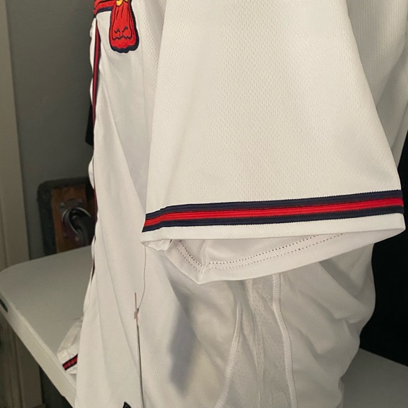 Nike MLB Braves #13 Ronald Acuna Jr. Jersey - Picture 7 of 9